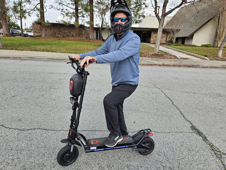 Shop Mantis & Wolf Dual Motor E-Scooter | Kaabo USA Electric Scooter